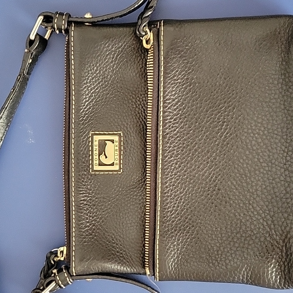 Dooney and Bourke Crossbody Bag Purse